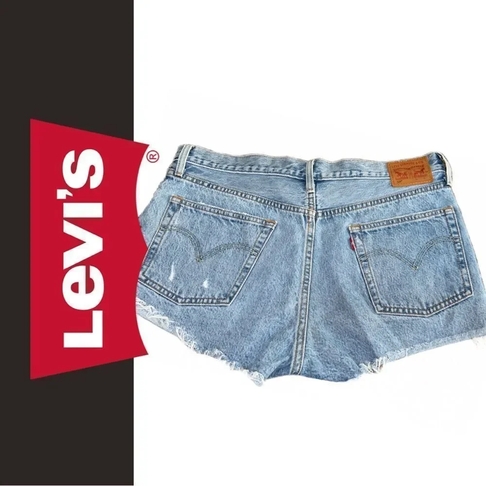 Levi’s 501 Women’s‎ Distressed Grommet Embellished Jeans Shorts - Size 32